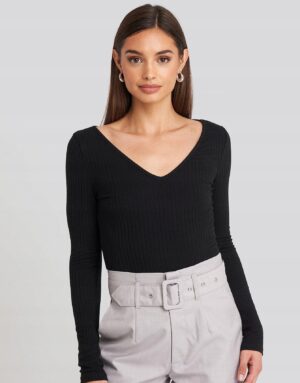 X3B207 CZARNA BLUZKA Z DŁUGIM RĘKAWEM LONG SLEEVE W PRĄŻKI NA-KD M