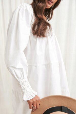 M4E011 NA-KD BIAŁA SUKIENKA OVERSIZE BOHO 34 XS - obrazek 4