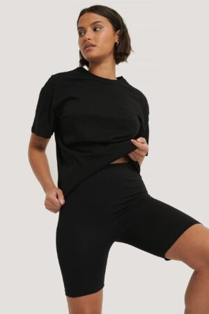 Z4G009 TRENDYOL KLASYCZNY CZARNY T-SHIRT BASIC XS - obrazek 3