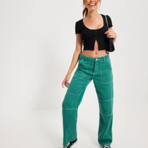 M4C207 NELLY CZARNA BLUZKA TOP CROPPED PRĄŻKI XS
