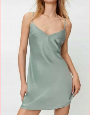 M3G309 NASTY GAL SUKIENKA SATYNOWA DEKOLT V XXS