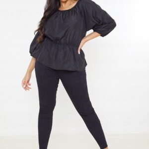 M1D013 MISSGUIDED PLUS CZARNY TOP Z BASKINKĄ 50