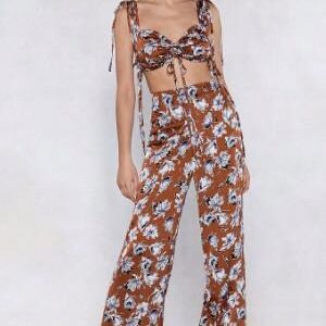 Z5D311 NASTY GAL SPODNIE W KWIATY SZWEDY M M