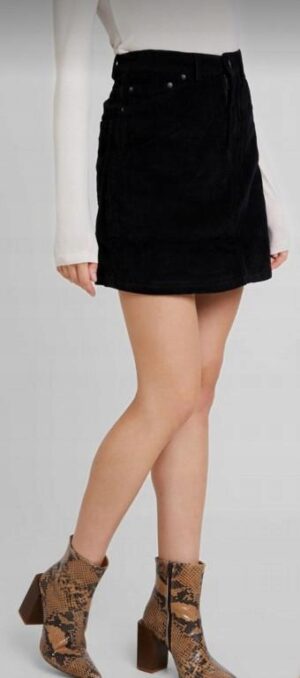 M6F305 TRAPEZOWA CZARNA KRÓTKA SPÓDNICA SZTRUKSOWA VERO MODA M - obrazek 4
