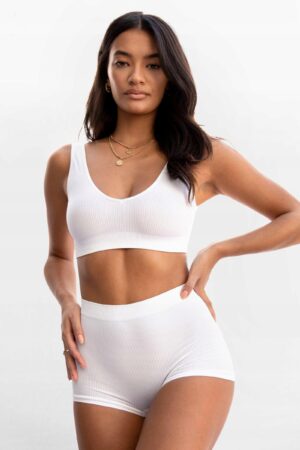 X2B003 NASTY GAL DAMSKIE BOKSERKI PRĄŻKI L L