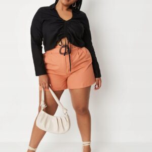 Z1C212 MATERIAŁOWE KRÓTKIE SPODENKI SZORTY Z PASKIEM MISSGUIDED 44
