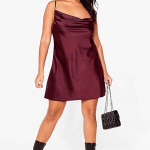 Z8G307*NASTY GAL PLUS SATYNOWA SUKIENKA 7XL 54 A00