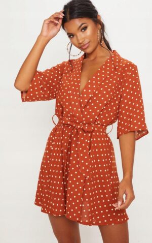 Z1D003 SUKIENKA PRETTYLITTLETHING BRĄZOWA W GROSZKI KLASYCZNA MINI 38 - obrazek 5
